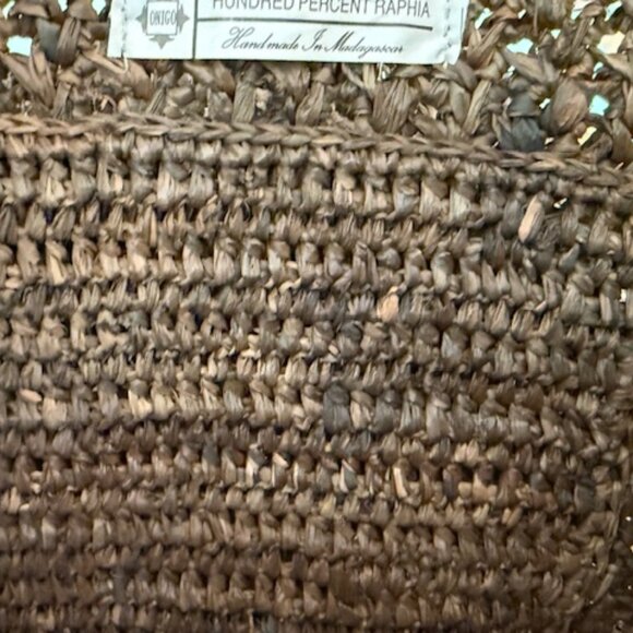 NWOT Brown Rafia Beach Satchel with Leather Strap and Details - Picture 6 of 7